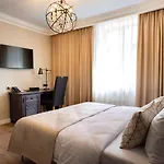 Western Market Square Hotel Lvov