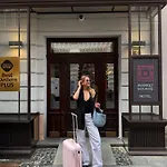 מלון Western Market Square 4*