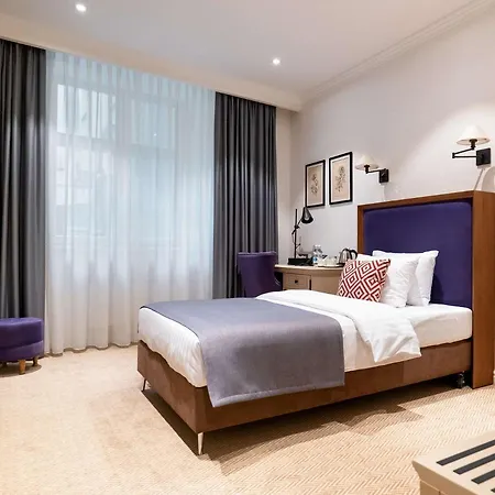 Otel Western Market Square