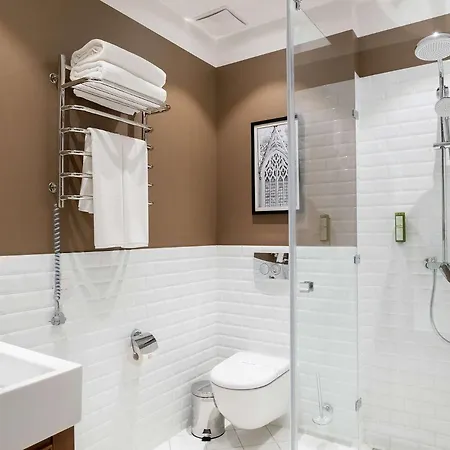 Western Market Square 4* Lwów