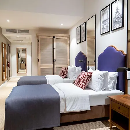 Western Market Square 4*