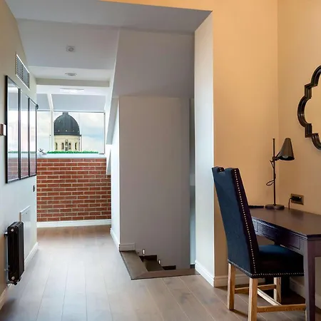 Western Market Square Hotel Lvov