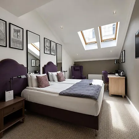 Hotel Western Market Square 4*