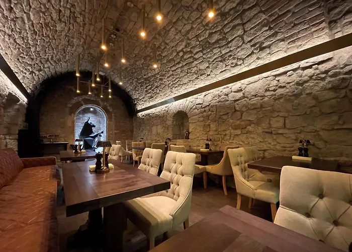 Western Market Square 4* Lvov