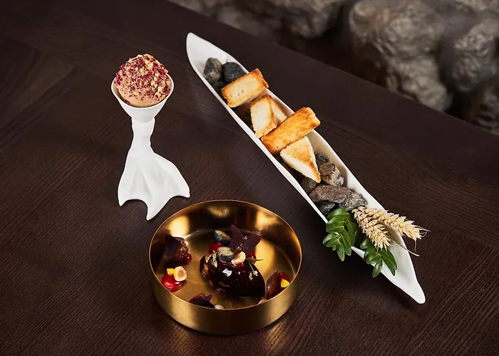 Western Market Square 4* Lvov