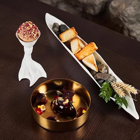 Western Market Square 4* Lviv